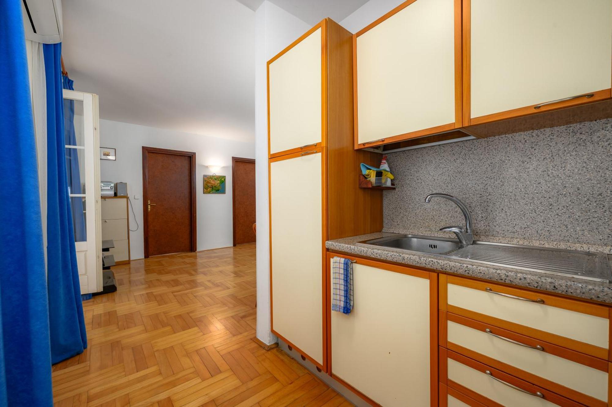 Apartment Valdepian 3Br With Balcony With Sea View Basanija Bagian luar foto